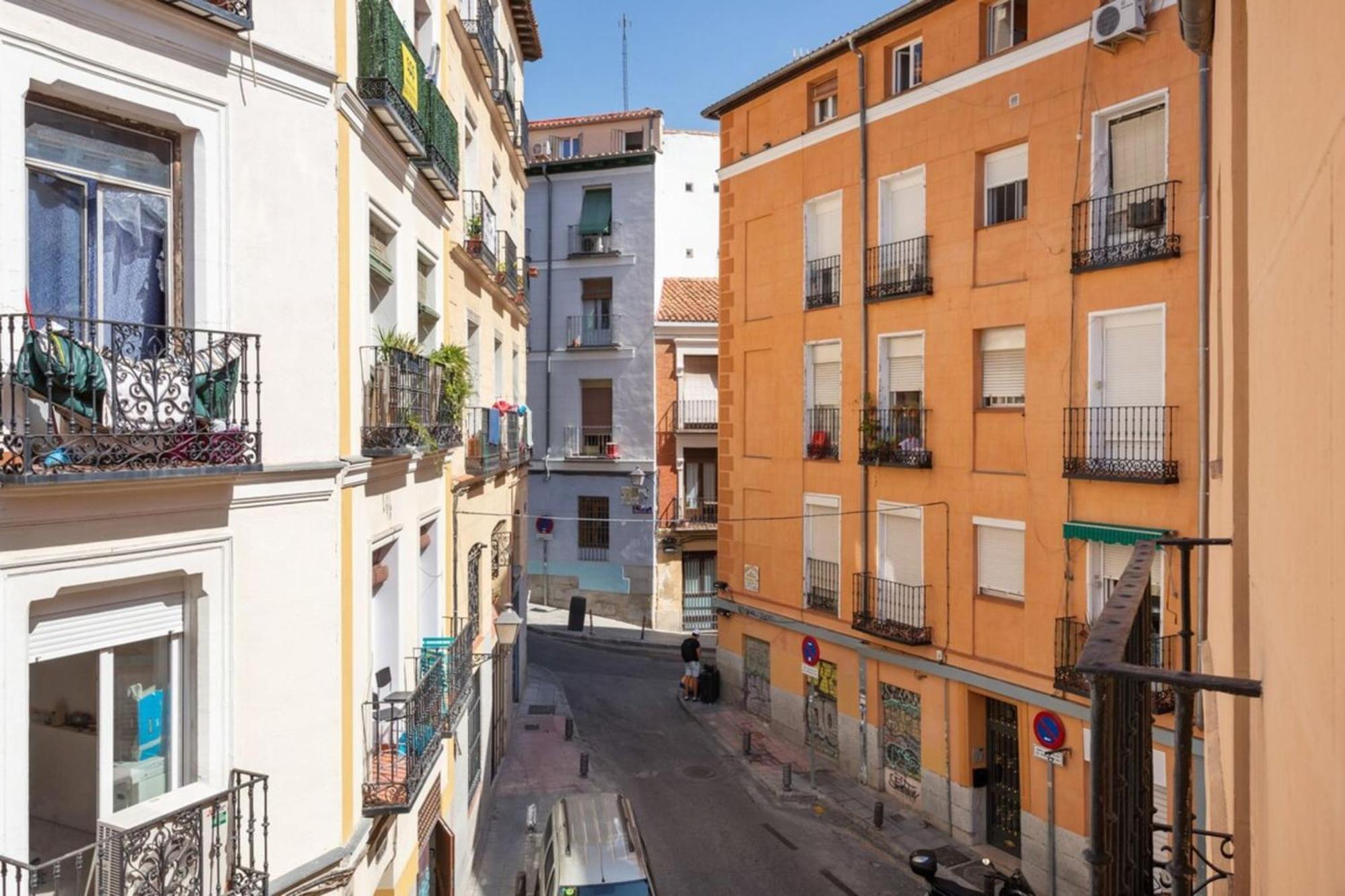 Modern 1 Bedroom Apartment Near Lavapies Madrid Esterno foto